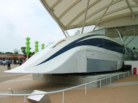 Maglev : le train volant ou le train fusée du Japon ! Photo