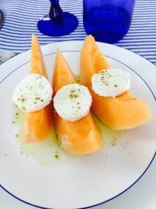 UNE RECETTE TRES SIMPLE AVEC DU MELON ET DU CHEVRE @yaquoidansmonfrigo.com