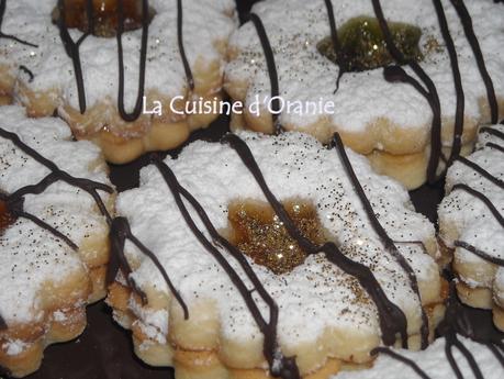 SABLES FONDANTS A LA CONFITURE SABLES FONDANTS A LA CONFITURE