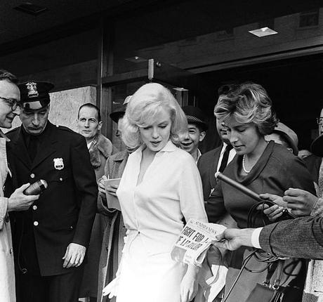 MARILYN MONROE - Portrait (avril 2016) zz04