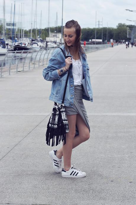 #174 Nouveau look dans une nouvelle ville #174 Nouveau look dans une nouvelle ville