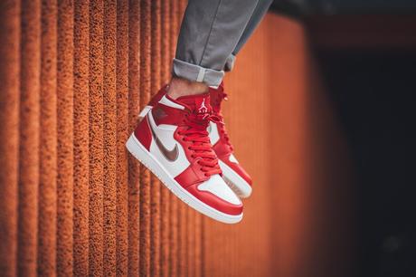 Air Jordan 1 Retro High Gym Red Silver 332550-602-air-jordan-1-retro-high-gym-red-silver-02