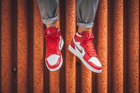 Air Jordan 1 Retro High Gym Red Silver 332550-602-air-jordan-1-retro-high-gym-red-silver-03