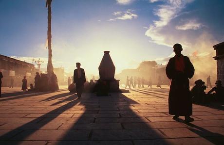 011_The-Square-In-Front-Of-Jokhang-Temple-Lhasa-Tibet