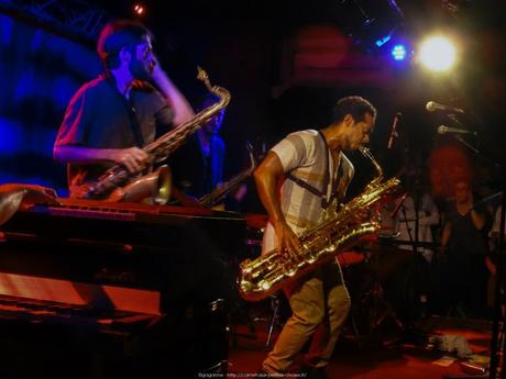 Souljazz Orchestra au New Morning (Paris 10) Souljazz-Orchestra-New-Morning_gagaone-7