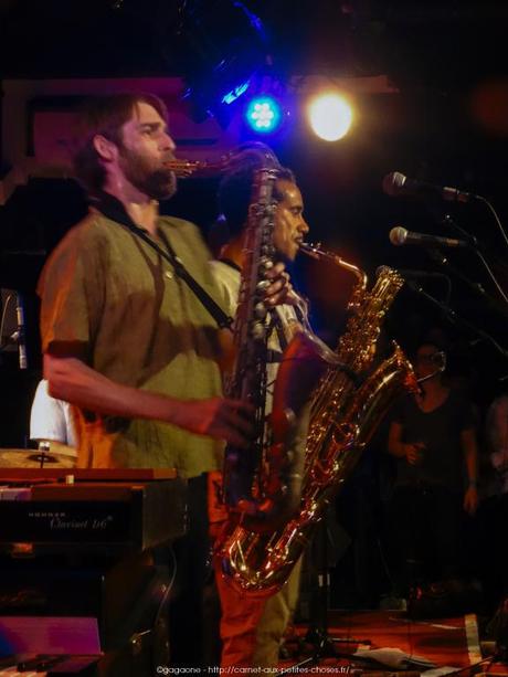 Souljazz Orchestra au New Morning (Paris 10) Souljazz-Orchestra-New-Morning_gagaone-2