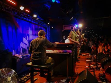 Souljazz Orchestra au New Morning (Paris 10) Souljazz-Orchestra-New-Morning_gagaone-1
