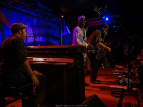 Souljazz Orchestra au New Morning (Paris 10) Souljazz-Orchestra-New-Morning_gagaone-9