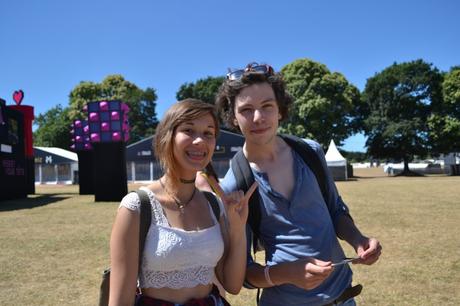 Vieilles Charrues : « On attend devant les grilles depuis 7 h » Vieilles Charrues : « On attend devant les grilles depuis 7 h »