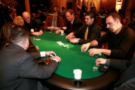 Poker : quelques conseils pour les joueurs débutants poker