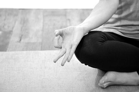 Cycle d’apprentissage de la «Mindfulness» Yoga & Méditation de Pleine conscience www.le-fil-du-yoga.com