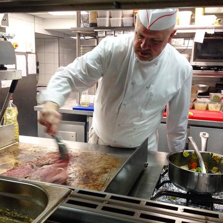 Le chef à la plaque Le chef à la plaque