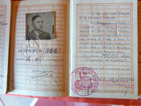 Stéphane récupère les souvenirs de son grand-père ... P1200146