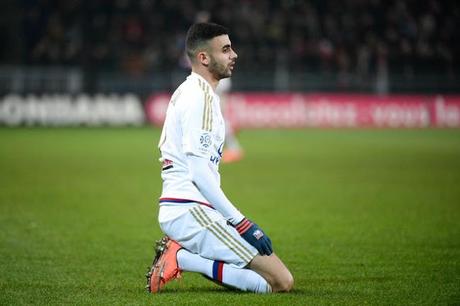 Rachid Ghezzal déclare forfait pour le trophée des champions face au PSG ! Rachid Ghezzal déclare forfait pour le trophée des champions face au PSG !