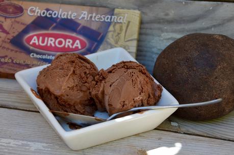 Glace au chocolat noir Glace au chocolat noir