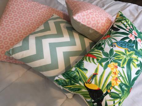 {DIY couture} De la couleur sur nos coussins ! {DIY couture} De la couleur sur nos coussins !