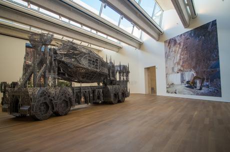 Découverte du Mudam au Luxembourg, avec l'artiste Wim Delvoye Découverte du Mudam au Luxembourg, avec l'artiste Wim Delvoye