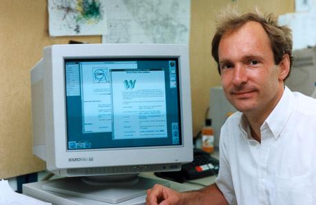 Tim Berners-Lee, quelque part en 1990 (Photo : CERN).