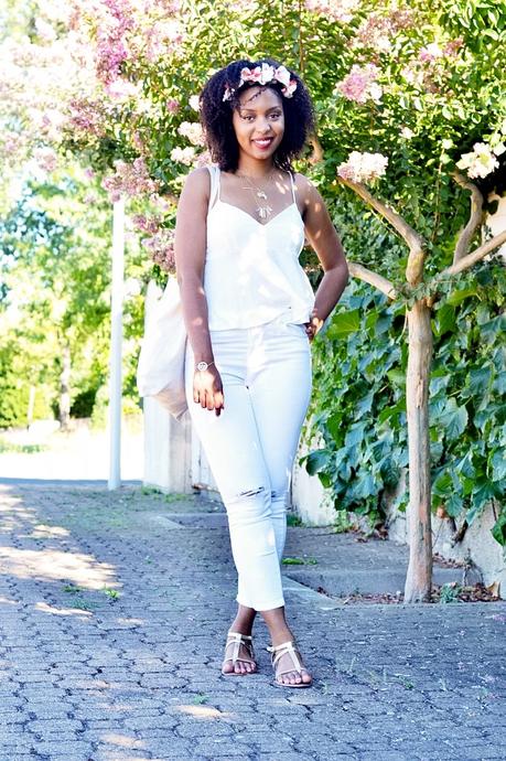 Crown flowers & White outfit ♥ image