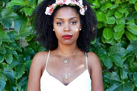 Crown flowers & White outfit ♥ image