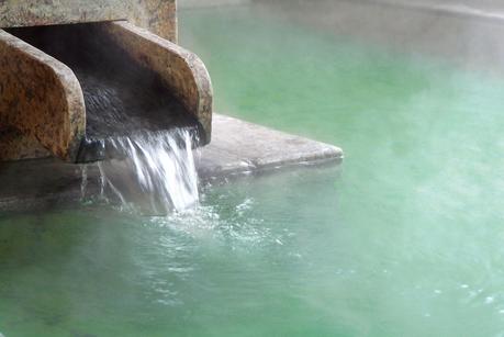 Au Japon, comment bien prendre son bain dans un Onsen ? Quelques bonnes manières à connaître ! Photo