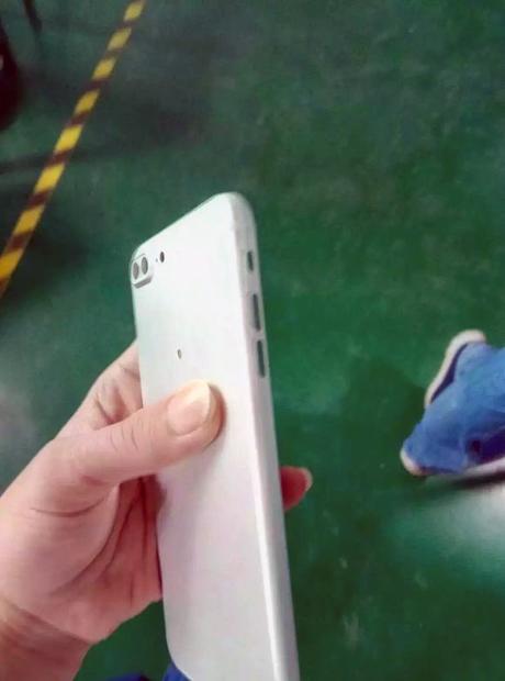Iphone 7 Plus : voici quelques photos du boîtier métallique ! Iphone 7 Plus : voici quelques photos du boîtier métallique !