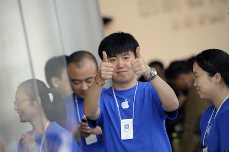 Apple lance une offensive de charme en Chine