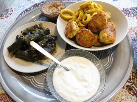 Recette de Turquie : Köftes de poisson, sauce aux noix Köftes de poisson mezzé