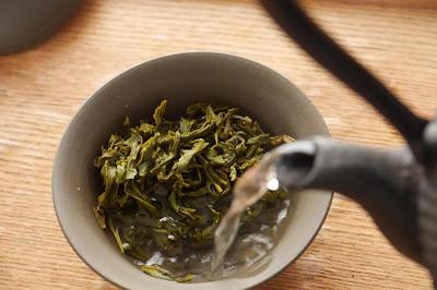 Kama-iri cha des montagnes de Tosa Kama-iri cha des montagnes de Tosa