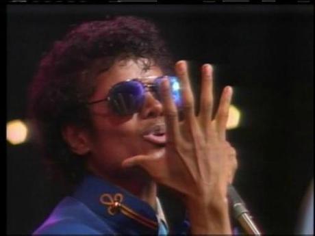 Remember: Michael Jackson, James Brown et Prince sur la même scène, le 20 août 1983 MJ_with_James_Brown__A7_orig