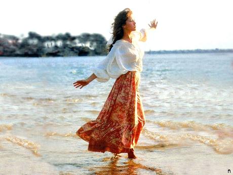 A Guide To Cool : Volume 24 – Sophie Marceau a-guide-to-cool-sophie-marceau-folkr-22