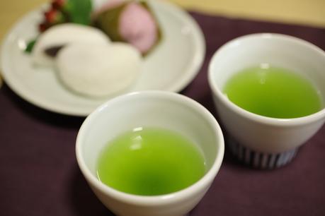 4 étapes essentielles pour bien préparer le thé japonais à l'hôtel ou l'auberge au Japon ! Photo