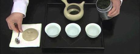 4 étapes essentielles pour bien préparer le thé japonais à l'hôtel ou l'auberge au Japon ! Photo