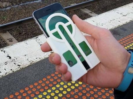 L’équipement du parfait dresseur Pokémon GO Étui iPhone Pokémon GO lancer de pokéball a coup sur 1