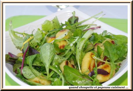BROCHETTES DE GAMBAS ET SALADE DE GNOCCHI A LA ROQUETTE brochettes de gambas et salade de gnocchi-4197