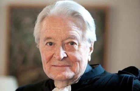 Roland Dumas, l’avocat sulfureux de la Mitterrandie triomphante