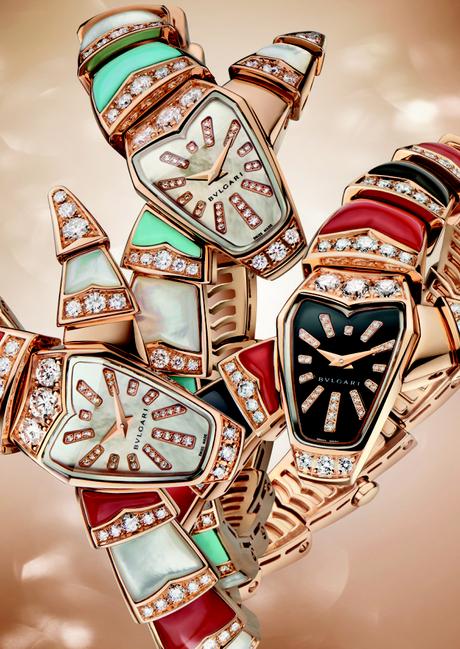 SERPENTI de Bulgari, l’éternelle renaissance. 102489_SPP26WGD2MOPT-SERPENTI Jewelry + 102490_SPP26WGD2MOPC-SERPENTI Jewelry + 102491_SPP26BGD2OC-SERPENTI Jewelry