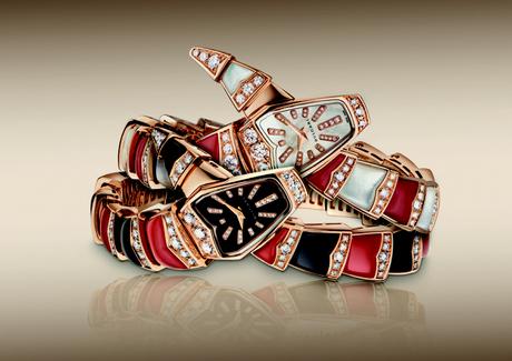 SERPENTI de Bulgari, l’éternelle renaissance. 102490_SPP26WGD2MOPC9-SERPENTI Jewelry + 102491_SPP26BGD2OC-SERPENTI Jewelry