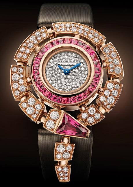 SERPENTI de Bulgari, l’éternelle renaissance. 02.SERPENTI_IMAGES_RGB_SERPENTI INCANTATI_102537_001_cre