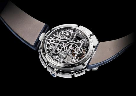 SERPENTI de Bulgari, l’éternelle renaissance. 02.SERPENTI_IMAGES_RGB_SERPENTI INCANTATI_102541_002_back