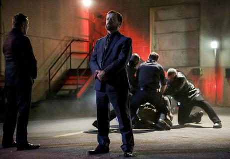 Arrow Synopsis photos promos l'épisode 5.01