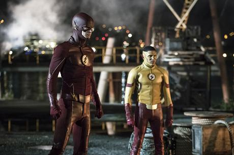 Flash Synopsis photos promos l'épisode 3.01