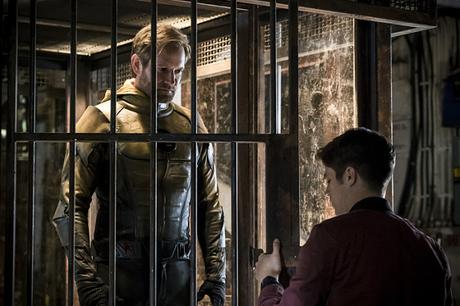 Flash Synopsis photos promos l'épisode 3.01