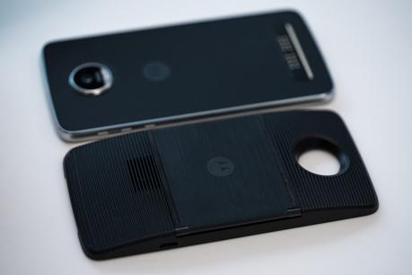 Moto Z et Moto Mods : Le futur est modulaire motoz02