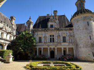 Vacances en Poitou Charentes à Six – 2° partie Vacances 2016 - Le Chateaux des Enigmes - Chateau d'Usson