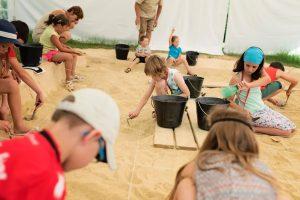 Vacances en Poitou Charentes à Six – 2° partie vacances 2016 - Paleosite - Saint-Cesaire - fouille