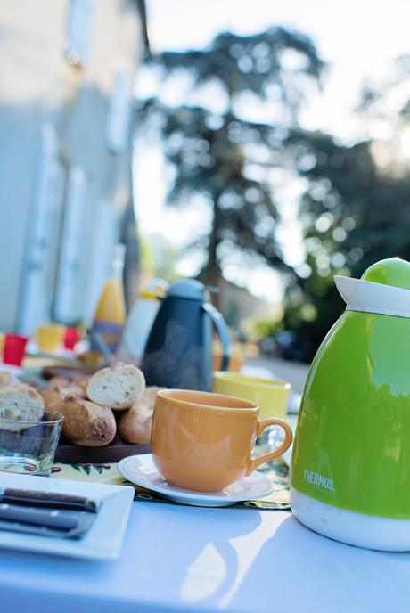 Vacances en Poitou Charentes à Six – 2° partie vacances 2016 - domaine de brassac - dernier petit déjeuner