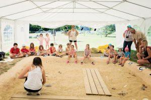 Vacances en Poitou Charentes à Six – 2° partie vacances 2016 - Paleosite - Saint-Cesaire - fouille