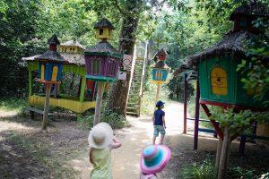 Vacances en Poitou Charentes à Six – 2° partie vacances 2016 - Parc Defi Planet' - La forêt de farfadets
