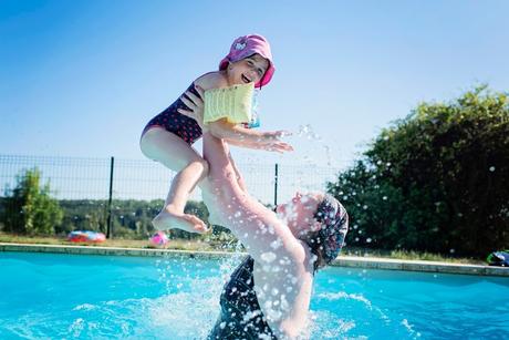Vacances en Poitou Charentes à Six – 2° partie vacances 2016 - domaine de brassac - piscine
